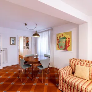  Appartamento Parlamento Luxury